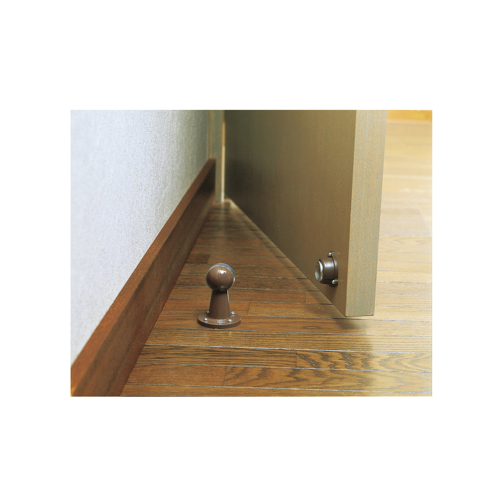 Support de porte magnétique. Le butoir de porte MI, MBR maintient la porte ouverte, de SUGATSUNE / Lampe (Japon)
